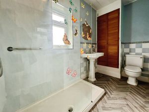 Photo 1- click for photo gallery